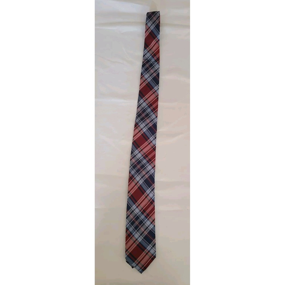 CHAPS MENS TIE GRAY RED BLUE PLAID 100% Silk